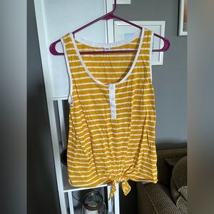 Tank top with knot tie in front.